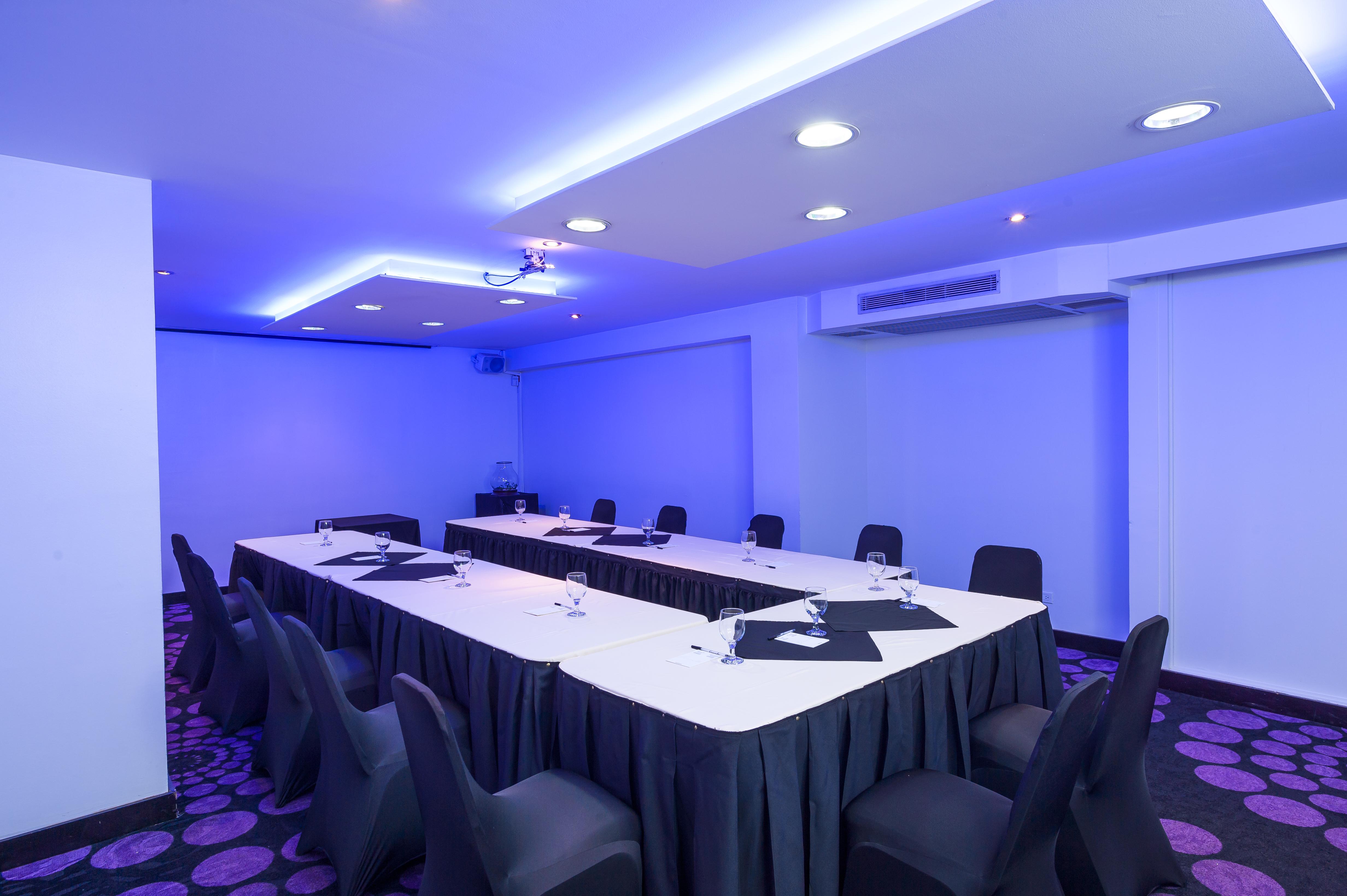 Riande Urban Hotel 4*