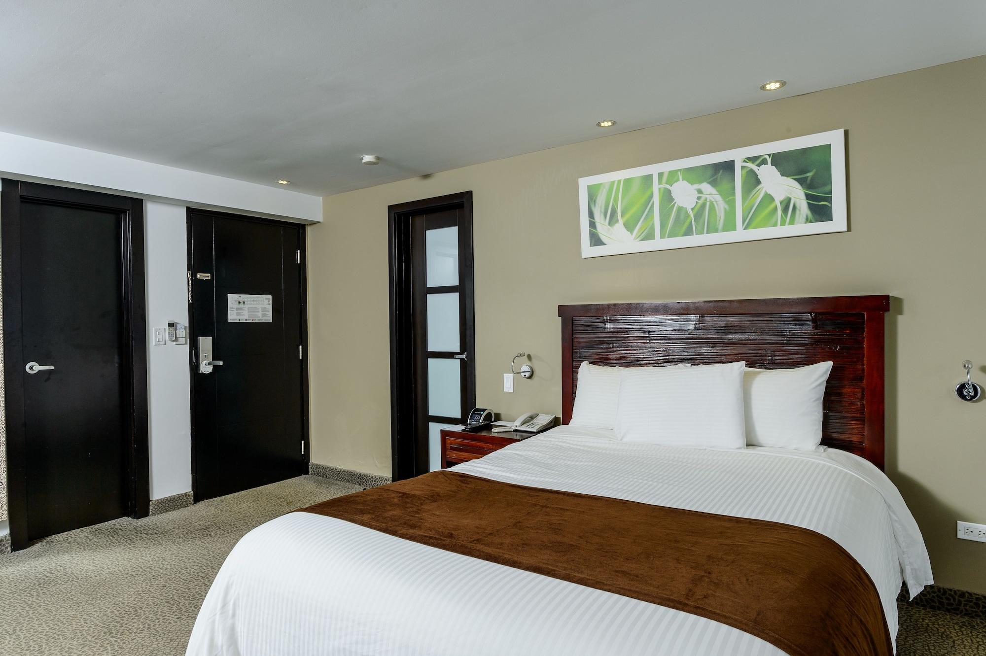 Hotel Riande Urban 4*