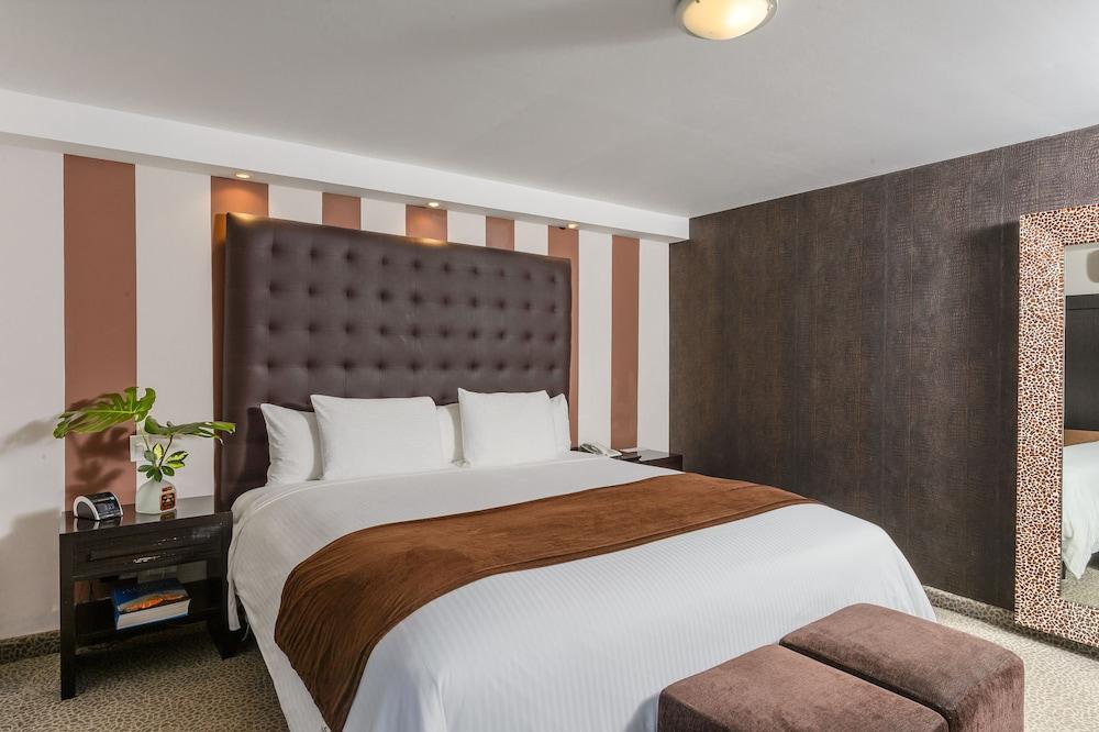 Hotel Riande Urban 4*